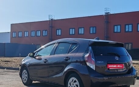 Toyota Aqua I, 2017 год, 900 000 рублей, 5 фотография