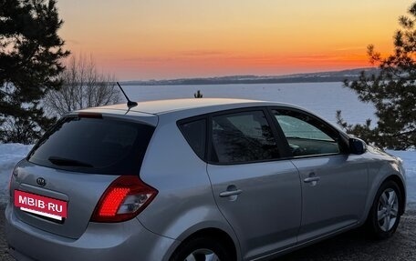 KIA cee'd I рестайлинг, 2010 год, 630 000 рублей, 4 фотография