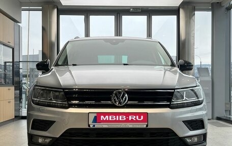 Volkswagen Tiguan II, 2019 год, 2 699 000 рублей, 2 фотография