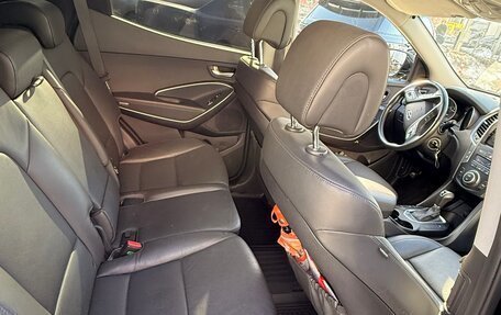 Hyundai Santa Fe III рестайлинг, 2015 год, 2 550 000 рублей, 14 фотография