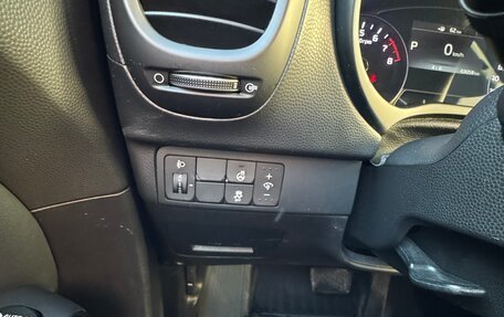 KIA Soul II рестайлинг, 2018 год, 1 930 000 рублей, 8 фотография