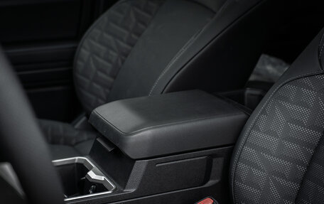 Toyota Tacoma, 2025 год, 10 200 000 рублей, 24 фотография