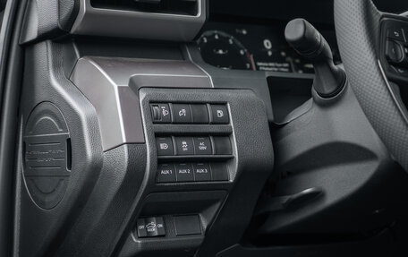 Toyota Tacoma, 2025 год, 10 200 000 рублей, 32 фотография