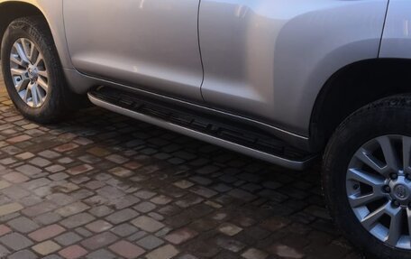 Toyota Land Cruiser Prado 150 рестайлинг 2, 2016 год, 3 500 000 рублей, 6 фотография