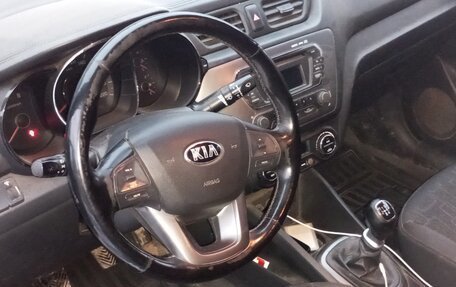 KIA Rio III рестайлинг, 2013 год, 575 000 рублей, 5 фотография