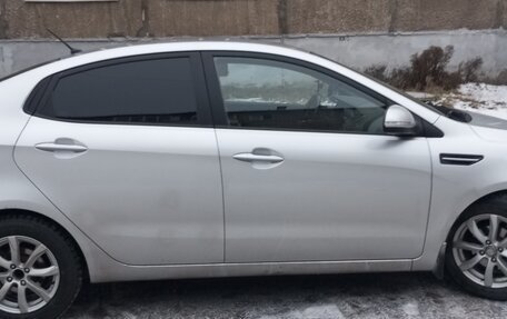 KIA Rio III рестайлинг, 2013 год, 575 000 рублей, 3 фотография
