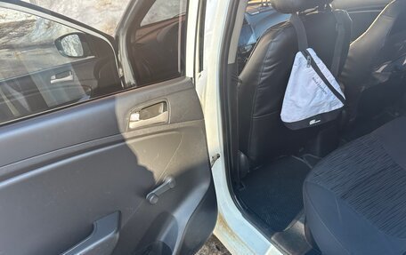 Hyundai Solaris II рестайлинг, 2014 год, 630 000 рублей, 5 фотография