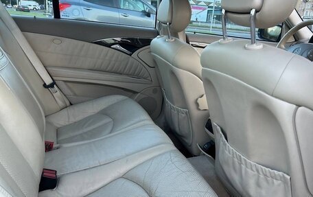 Mercedes-Benz E-Класс, 2002 год, 750 000 рублей, 8 фотография