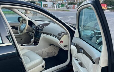 Mercedes-Benz E-Класс, 2002 год, 750 000 рублей, 6 фотография