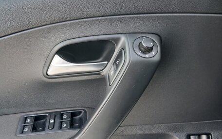 Volkswagen Polo VI (EU Market), 2016 год, 1 050 000 рублей, 10 фотография