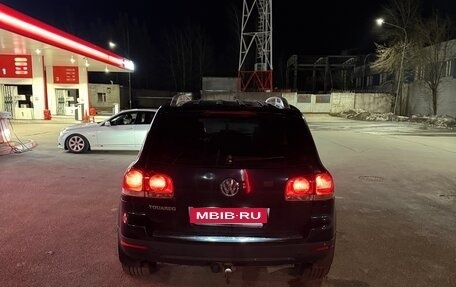 Volkswagen Touareg III, 2006 год, 800 000 рублей, 4 фотография