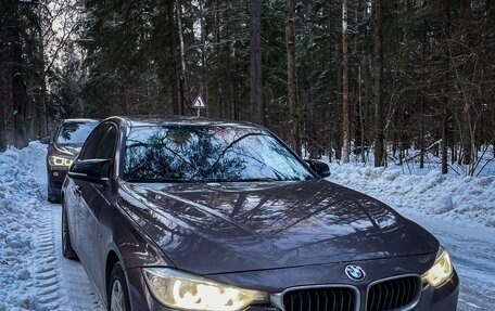 BMW 3 серия, 2014 год, 1 750 000 рублей, 13 фотография