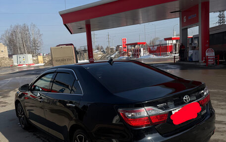 Toyota Camry, 2017 год, 2 700 000 рублей, 3 фотография