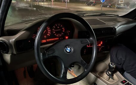 BMW 5 серия, 1989 год, 380 000 рублей, 19 фотография