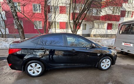 Hyundai Solaris II рестайлинг, 2015 год, 950 000 рублей, 3 фотография