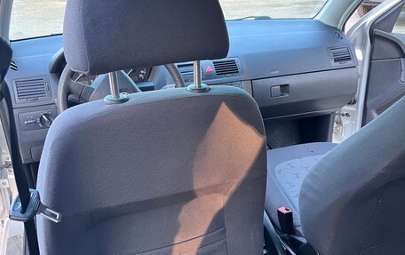 Skoda Fabia I, 2002 год, 350 000 рублей, 33 фотография