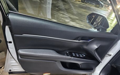 Toyota Camry, 2019 год, 2 650 000 рублей, 11 фотография