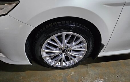 Toyota Camry, 2019 год, 2 650 000 рублей, 5 фотография