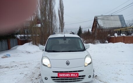 Renault Kangoo II рестайлинг, 2011 год, 630 000 рублей, 14 фотография