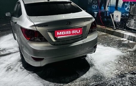 Hyundai Solaris II рестайлинг, 2013 год, 333 333 рублей, 2 фотография