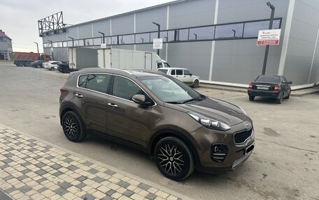 KIA Sportage IV рестайлинг, 2018 год, 1 799 999 рублей, 3 фотография