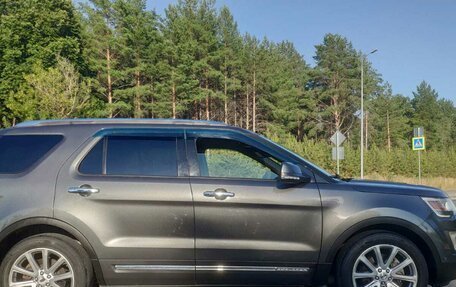 Ford Explorer VI, 2018 год, 2 690 000 рублей, 2 фотография