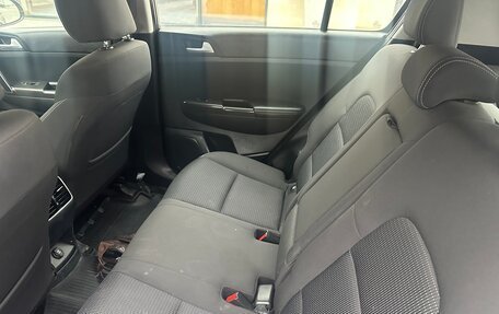 KIA Sportage IV рестайлинг, 2018 год, 1 799 999 рублей, 7 фотография