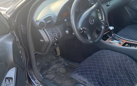 Mercedes-Benz C-Класс, 2001 год, 530 000 рублей, 4 фотография