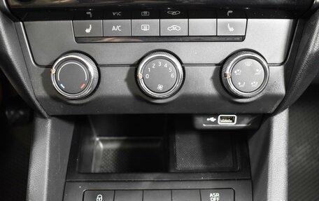 Skoda Octavia, 2018 год, 1 140 900 рублей, 16 фотография