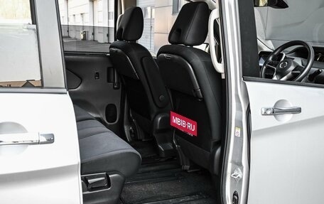 Nissan Serena IV, 2019 год, 2 189 000 рублей, 13 фотография