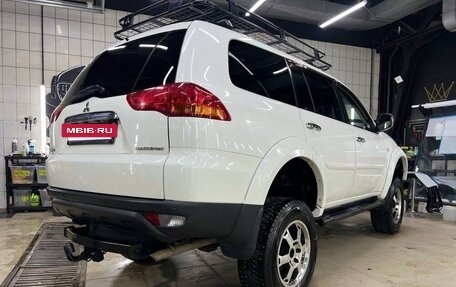 Mitsubishi Pajero Sport II рестайлинг, 2012 год, 1 960 000 рублей, 3 фотография