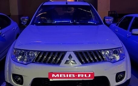 Mitsubishi Pajero Sport II рестайлинг, 2012 год, 1 960 000 рублей, 14 фотография