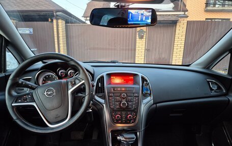 Opel Astra J, 2011 год, 930 000 рублей, 6 фотография