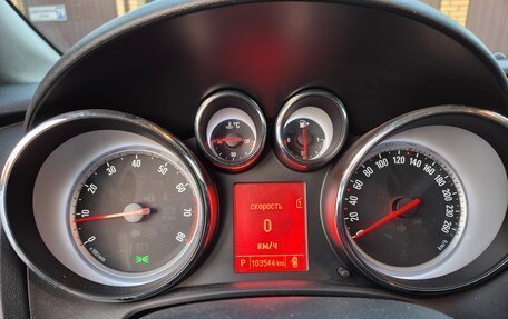 Opel Astra J, 2011 год, 930 000 рублей, 7 фотография