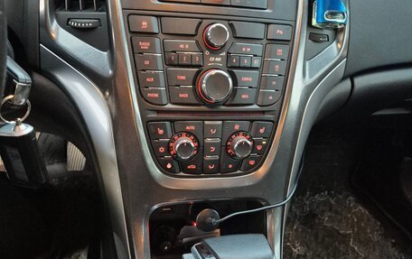 Opel Astra J, 2011 год, 930 000 рублей, 8 фотография