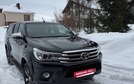 Toyota Hilux VIII, 2016 год, 3 150 000 рублей, 3 фотография