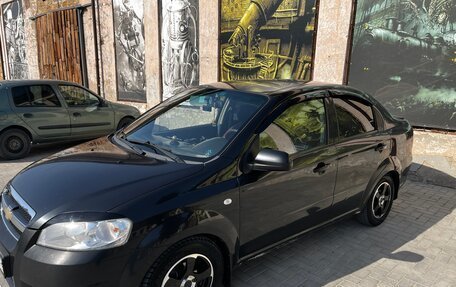 Chevrolet Aveo III, 2010 год, 535 000 рублей, 2 фотография