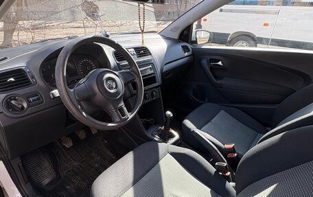 Volkswagen Polo VI (EU Market), 2011 год, 470 000 рублей, 3 фотография