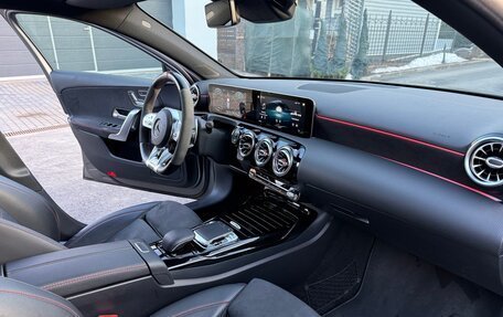 Mercedes-Benz A-Класс AMG, 2019 год, 4 400 000 рублей, 7 фотография