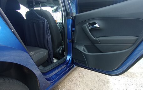 Volkswagen Polo VI (EU Market), 2018 год, 900 000 рублей, 10 фотография