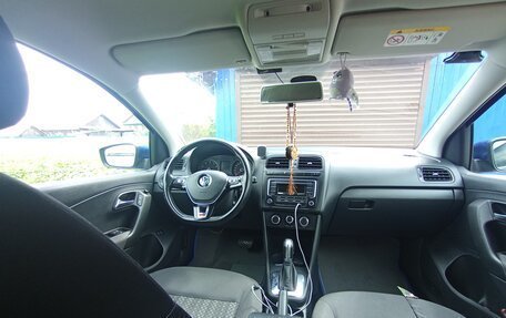 Volkswagen Polo VI (EU Market), 2018 год, 900 000 рублей, 9 фотография