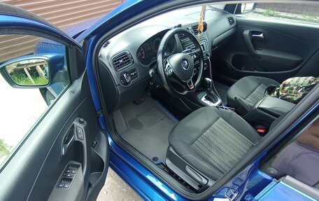 Volkswagen Polo VI (EU Market), 2018 год, 900 000 рублей, 16 фотография