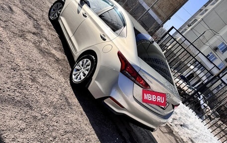 Hyundai Solaris II рестайлинг, 2020 год, 1 800 000 рублей, 3 фотография