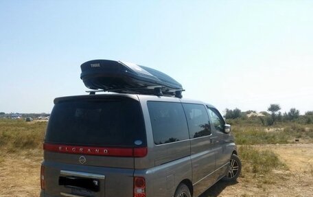 Nissan Elgrand III, 2005 год, 1 300 000 рублей, 2 фотография