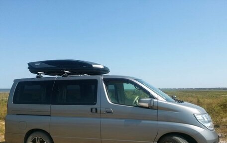 Nissan Elgrand III, 2005 год, 1 300 000 рублей, 3 фотография