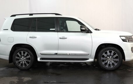 Toyota Land Cruiser 200, 2020 год, 9 000 000 рублей, 4 фотография