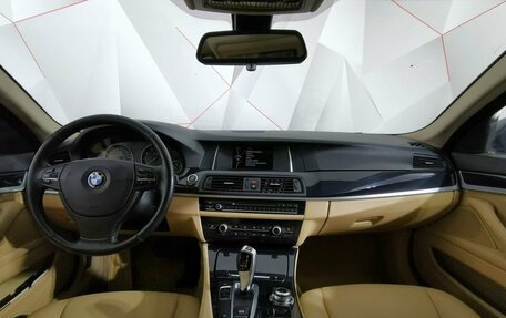 BMW 5 серия, 2013 год, 1 525 000 рублей, 11 фотография