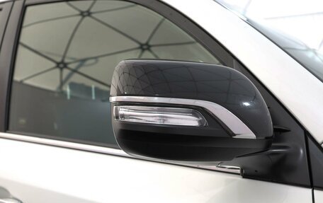 Toyota Land Cruiser 200, 2020 год, 9 000 000 рублей, 8 фотография