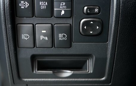 Toyota Land Cruiser 200, 2020 год, 9 000 000 рублей, 13 фотография