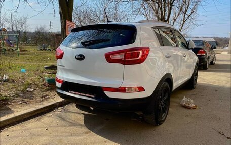 KIA Sportage III, 2011 год, 1 300 000 рублей, 3 фотография